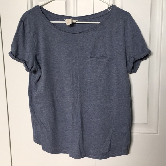 H&M size small basic heathered blue tee! - Picture 1 of 3